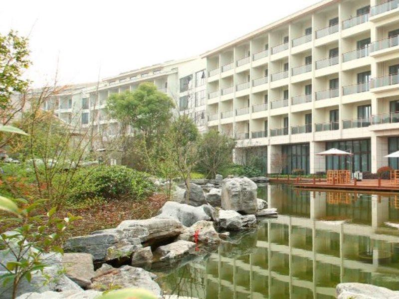 Taoyuan Shuixiang Hotel Chongming Buitenkant foto